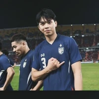 Pansa Hemviboon ( Yong )