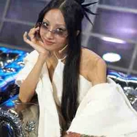 Hàng Lâm Trang Anh 
