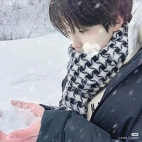 Bongtuyetnho_Leoni