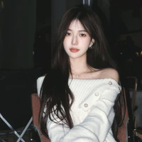 Vương Hạ Chu "Nàng"