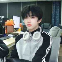 Trương Hàm Thuỵ