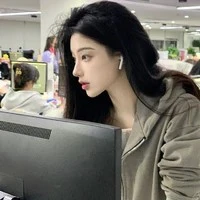 Lưu Anh Thư(cô)