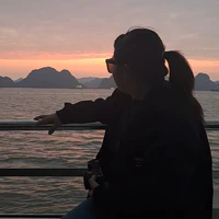 Nhỏ TG nè