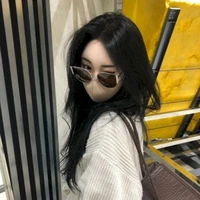 t/giả (Quỳnh iu các bn)