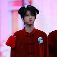 Trương Quế Nguyên ( Gwen)_ Hắn_