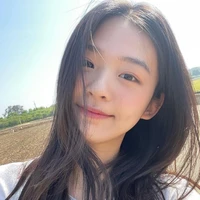 Kim Si Eun