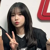 Jo yuri ( cô)