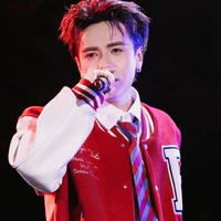 Quang Hùng Masted
