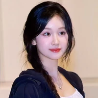 Pharita ChaiKong (23 tuổi)
