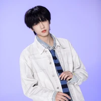 Trương Quế Nguyên -hắn