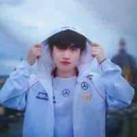 🐶Dương Mẫn Tích