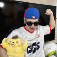 Tác giả ( Lại là Captain boy ) vôtri