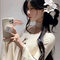 Mẹ Atus và Hùng