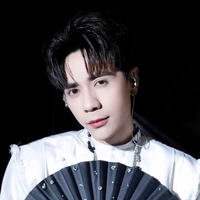 Lê Quang Hùng(xuyên không)