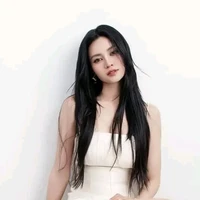 Ninh Dương Lan Ngọc (🍇)