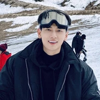 Phạm Lưa Tuấn Tài ( Issac )