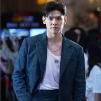 Jakarin Puribhat [Bạn Cô]