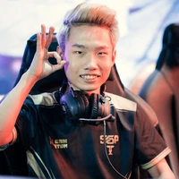 Vương Thuyên/Yiwei