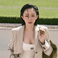 Nguyễn Khoa Tóc Tiên