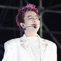 Hoàng Kim Long (Lou Hoàng)