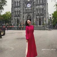 Nguyễn Khoa Tóc Tiên