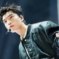 Trần Minh Hiếu (HIEUTHUHAI)