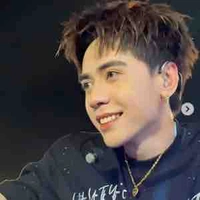 Quang Hùng