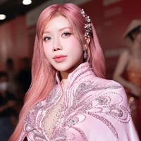 Thùy Trang<nàng>