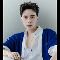 quang hùng