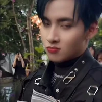 hùng hùynh