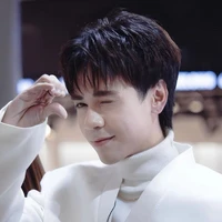 lê quang hùng
