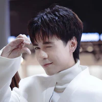 lê quang hùng