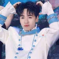 Lê quang hùng  