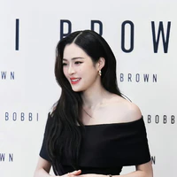 Lingling kwong