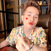 Nhỏ tác giả=)))))