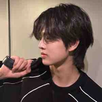 Eunchan ( bạn thân của hắn )