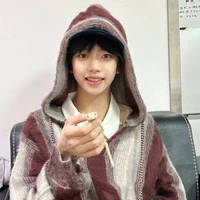 Trương Hàm Thụy ( em , cậu )