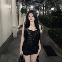 Phạm Hoàng Thiên Nhi.