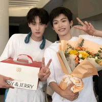 hú khẹc asjgđkdvxjdbdcdkdb blu blu ffjfh