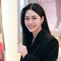 Lingling Kwong (cô)