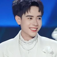 quang hùng_hắn