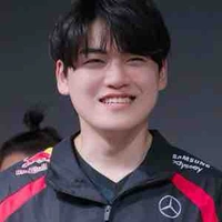 Lee Minhyung ( Gumayusi)