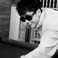 quang hùng