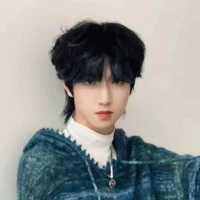 Đồng Vũ Khôn ( 2025, 29 tuổi )