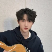 Hoàng Sóc ( 2025, 26 tuổi )