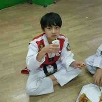 JungWon Lúc Nhỏ