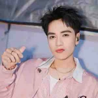 Quang Hùng 