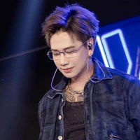 Hoàng Kim Long