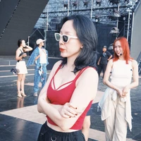 tóc tiên (chị)