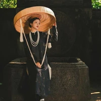 Bà Cả( mẹ Dũng )